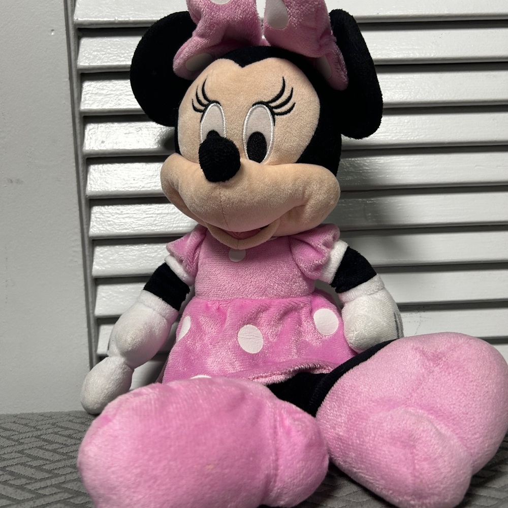 Disney Minnie Mouse plush toy